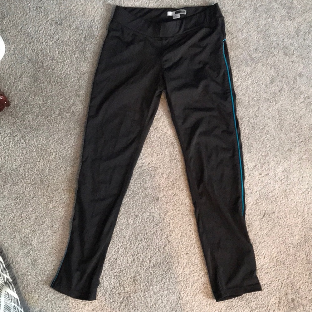 Forever 21 Crop Workout Leggings